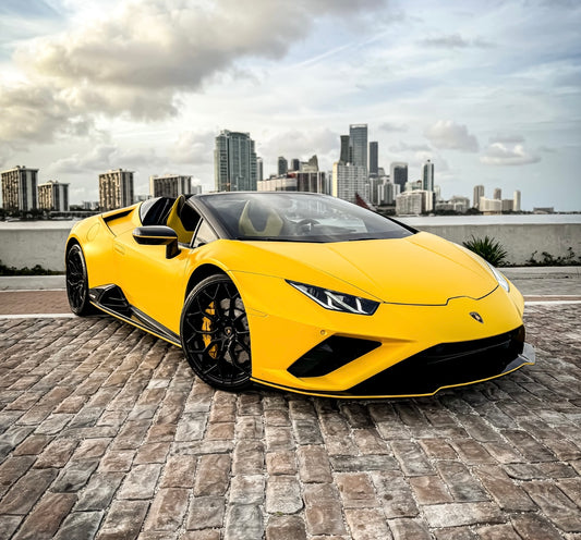 Yellow Huracan Spyder Evo