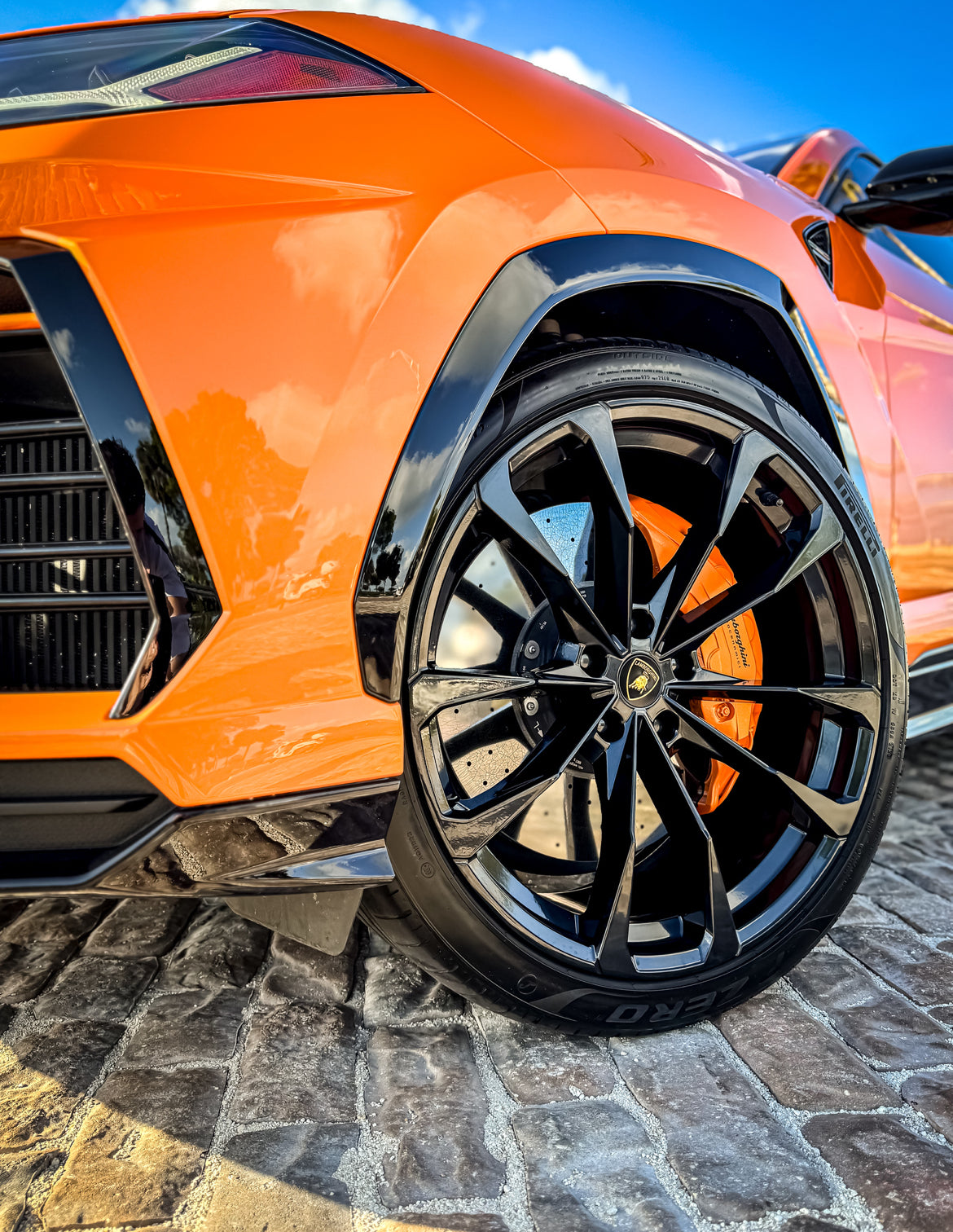 Lamborghini Urus Orange Capsule